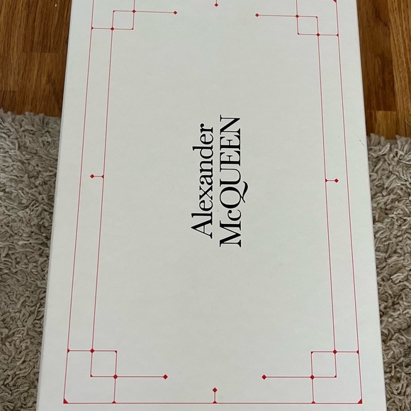 Alexander Mcqueen sneakers - Picture 5 of 8